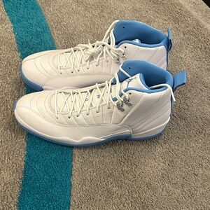Jordan Athletic Shoes White and Blue
